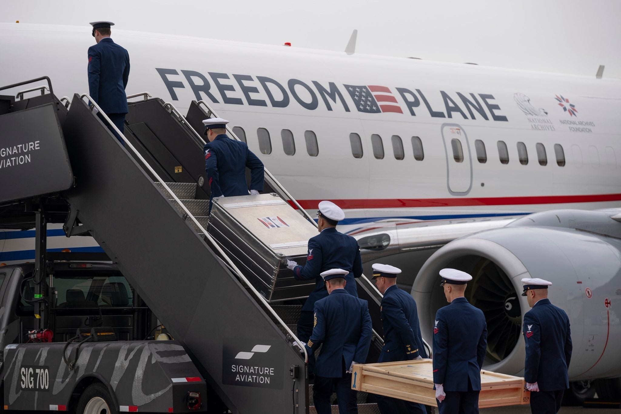 America’s Founding Documents Take Flight — Protected by a ZARGES Case - Zarges USA