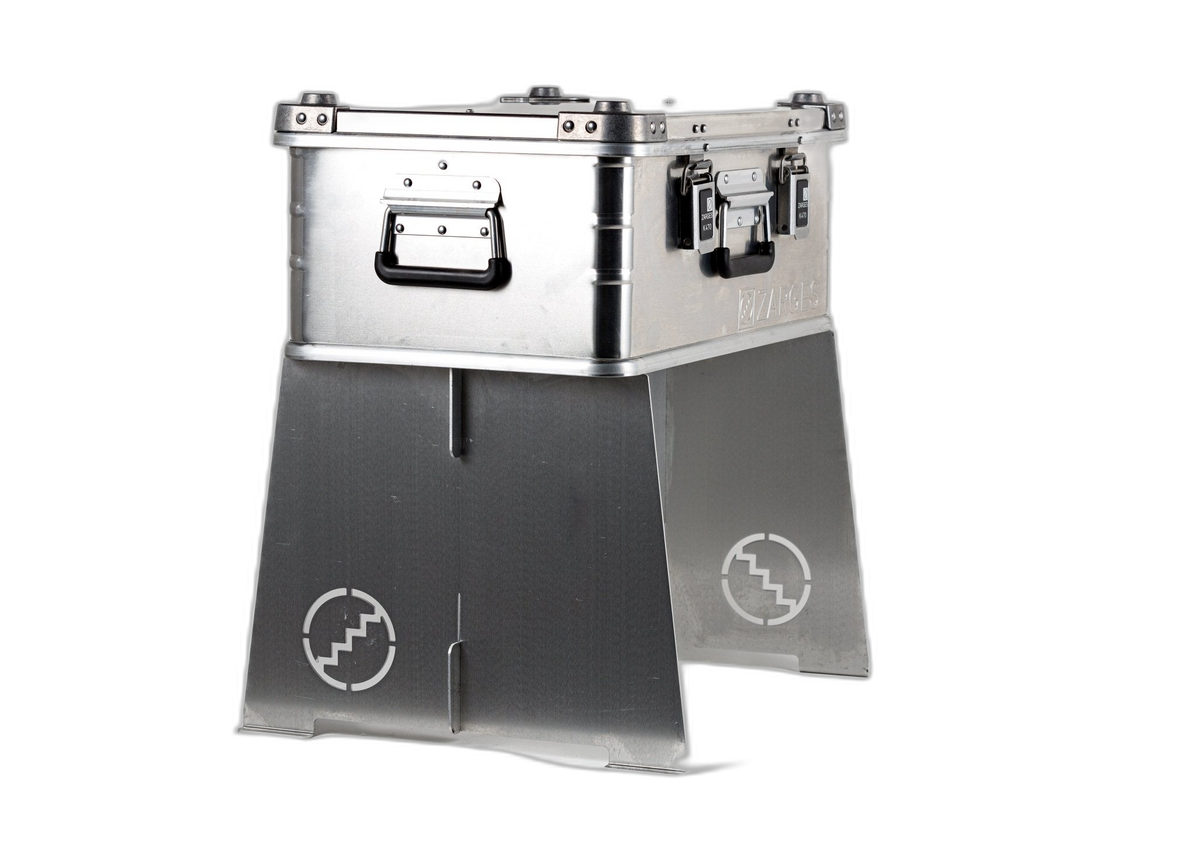 Collapsible Case Stand