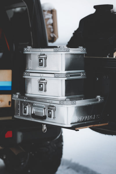 ZARGES K470-40835 aluminum case in use